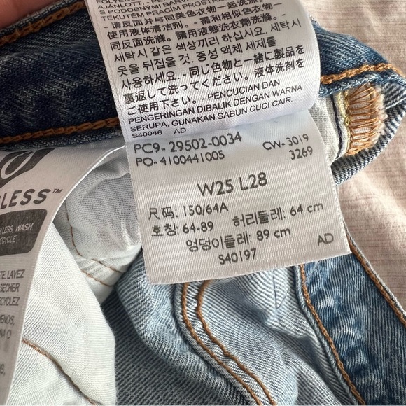 Levi’s 501 Skinny Jeans Distressed - Picture 9 of 12